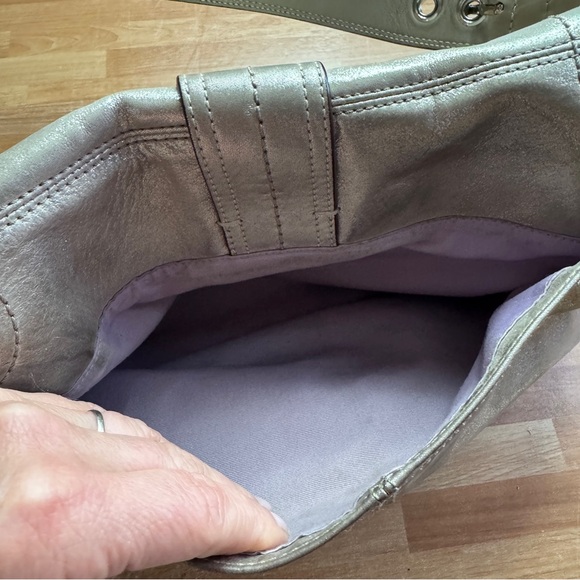 Coach Soho Flap Buckle Shoulder Bag metallic champagne, vintage - Picture 7 of 15